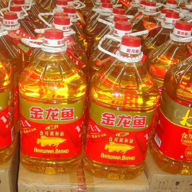 Factory Wholesale High Quality Refined Sunflower Seed Edible Oil Blending Oil Vegetable Oil Olive Oil